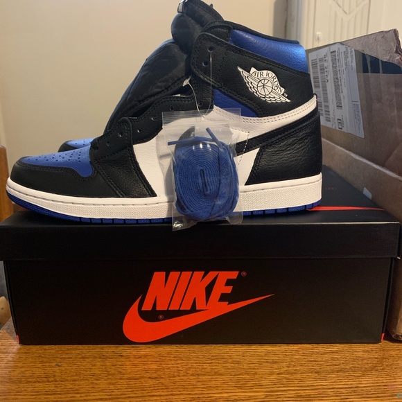 Air Jordan 1 Retro High Royal Toe sz 11.5 - Picture 3 of 5
